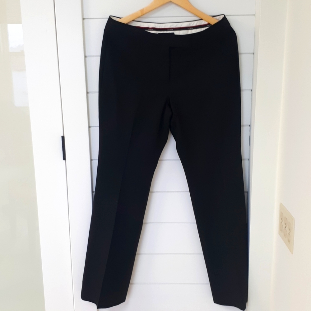 Talbots wool, poly,Viscose, spandex.  Sz 8
